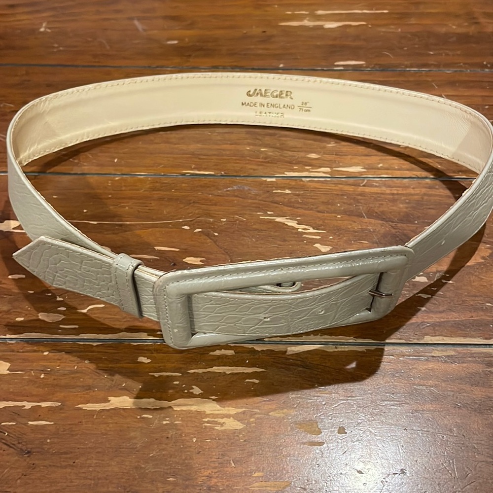 Jaeger taupe leather belt (sz 28”)